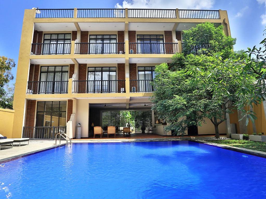 Lily'S Resort Habarana Exterior photo